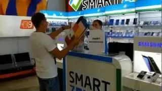 Продавцы консультанты в салоне сотовой связи (идея для корпоратива)