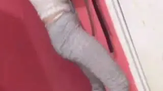 BIGOLIVE || Icha cakep sange  Gesek Memek sama pintu kamar saat live