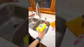 🚨CLEANING PRODUCT HACK ALERT🚨 When it comes to disinfecting you do not want to cut corners!