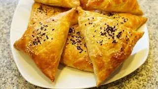 Samsa with pumpkin made from puff pastry.