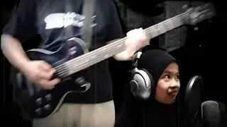 4 Dara versi Klasik Metal, featuring Icha Pom Pom