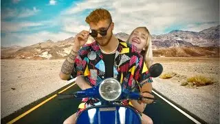 Dani Senay - Vespa Azul (Video Oficial)