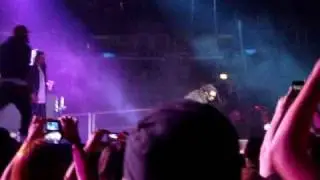 Lil Wayne Falls at Chicago Concert