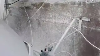 Спутниковые тарелки после урагана