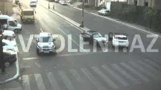 "VAZ-21015” “Range Rover”i belə vurdu - Avtolent.az