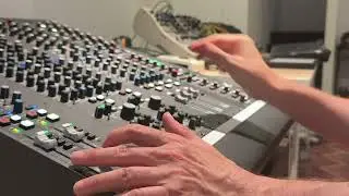 Using Zahl AM1 for Mixing Minimal Techno