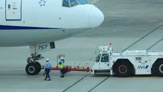 色々な機体プッシュバック・トーイングカーの違い