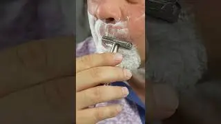 This Safety Razor Shave is INSANELY Satisfying 