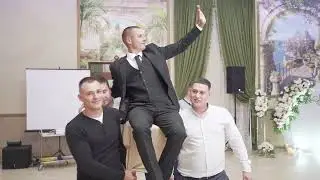 Стильный вход жениха и невесты на свадбу