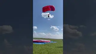 Обкатываю и настраиваю для себя фокус #flying #flying #skydiving #skydive