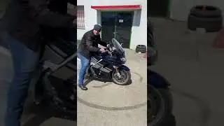 FJR 1300 Burnout / Time for NEW tires
