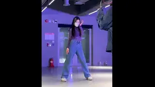 Bella Poarch - Build a B*tch / Tina Boo Choreography
