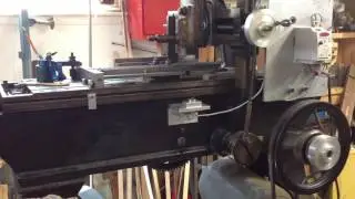 Planing a lathe saddle on a 1910 Schneider & Goosmann metal planer