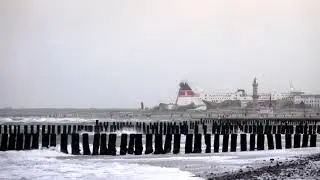 Fähre Skåne bei der Einfahrt Warnemünde in 4K Oneshot