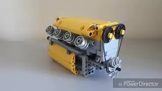 Lego four-cylinder engine