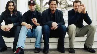 Tom Morello - Stupid Questions
