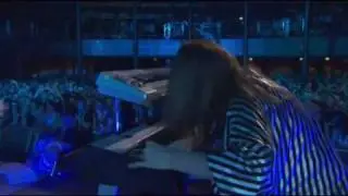 Goldfrapp - Strict Machine (iTunes Festival 2010)