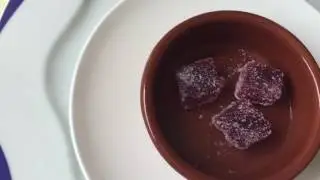 How to take pretty food pictures