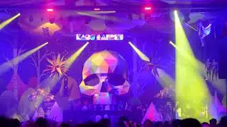 @SamPaganini   @elrowofficial      kaos garden by  okudart  A Coruña    @photoravetv