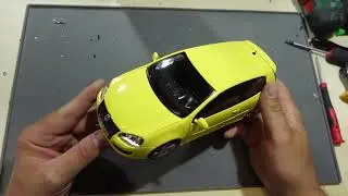 VW Golf 5 Pirelli 1:18 Norev "Ist das Modell was?"
