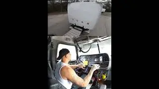 PETERBILT 389 Cummin X15 18 speed #shorts #eiver2trucker
