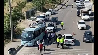 BİR KİŞİNİN YARALANDIĞI ZİNCİRLEME KAZA KAMERADA