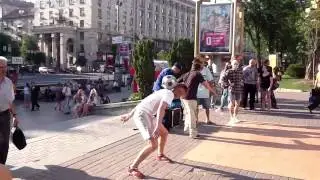 ФРИСТАЙЛЕР ТВОРИТ ЧУДЕСА С МЯЧОМ