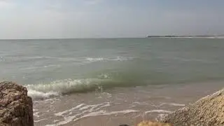 Заставка.  Валуны в море  Август 2019 Бердянск