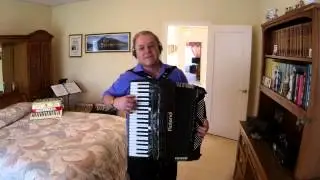 Santa Lucia --- Mario Muschi --- Accordion