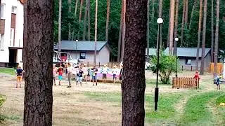 Ребятишки, радужный флаг и беларусский офицер который смог.