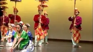 Tarian Pooja oleh Kumpulan Kesenian Negeri Selangor Darul Ehsan