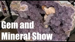 Amazing memories from the largest gem, fossil and mineral show in the world - Tucson Arizona.