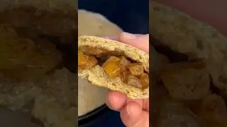 Пирожки слепила из того что было☺️ ВОДА,  МУКА И РАСТИТЕЛЬНОЕ МАСЛО👍🏻