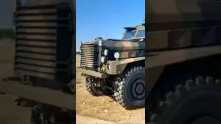 Шикарный броневичек.  Где я с ним столкнулся?  