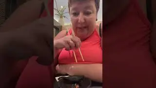 Шок 🤯 если не доесть то штраф 100 батт за каждые 100 гр 