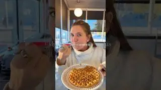 Trying Waffle House for the first time