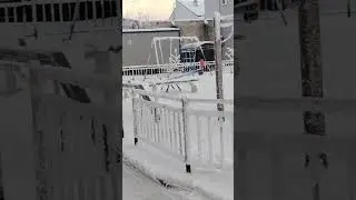 всё замёрзла замело))