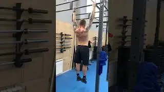 Лопаточные подтягивания