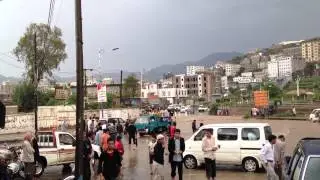 Yemen Life - Heavy Rain Floods Ibb Partاليمن - اب 1 (HD) 2013