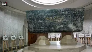 Manila, Philippines | Quezon Memorial Circle - President Manuel L. Quezon Tomb