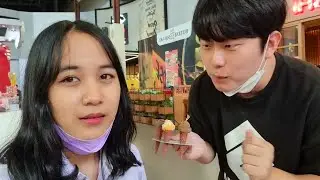 Orang korea Makan Eskrim depan Adek Indonesia yang sakit gigi! dan reaksinya?!!!