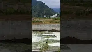 Береговой водосброс Саяно Шушенской ГЭС