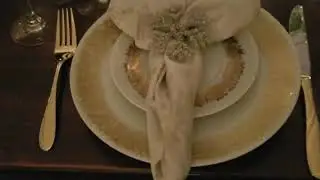 Elegant Holiday Dining Table