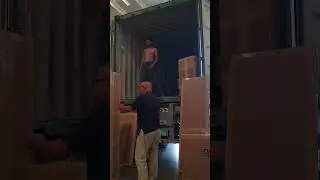 #export shipment loading bound to Australia