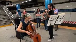 Music in Metro Station NYC  4K