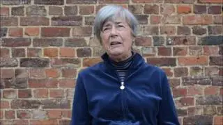 Viviane, 80 years old, shares what yoga holidays mean for her.