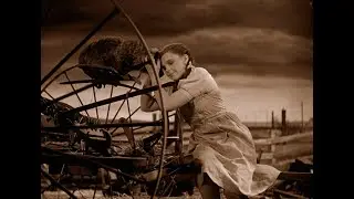 Judy Garland - Over the Rainbow in True Stereo!