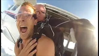 Skydiving in Cairns Australia
