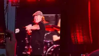 AC/DC  If you wand blood(you’ ve got it)