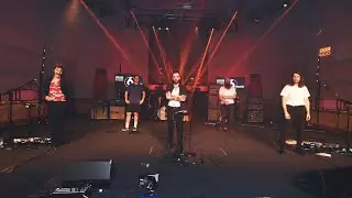 IDLES - Grounds (6 Music Live session in the Radio Theatre)